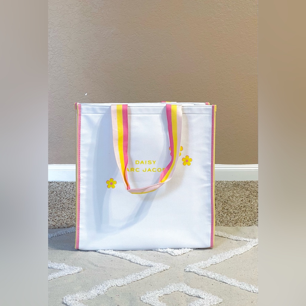 New  Marc Jacobs Daisy Tote Bag